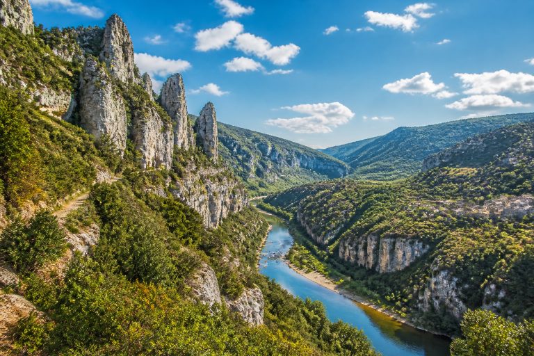 Gorges de la Jonte : spectacle naturel entre Causses