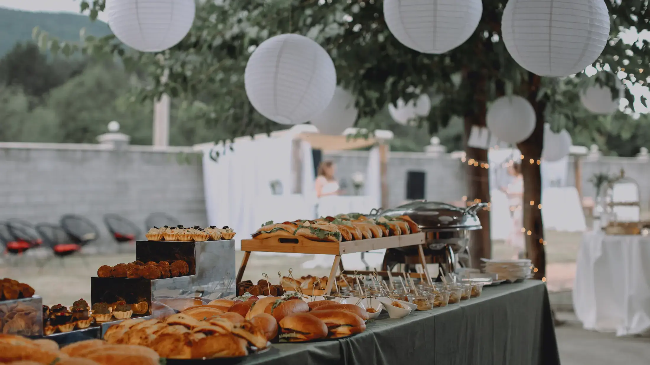 Traiteur de mariage : comparer des devis comparables