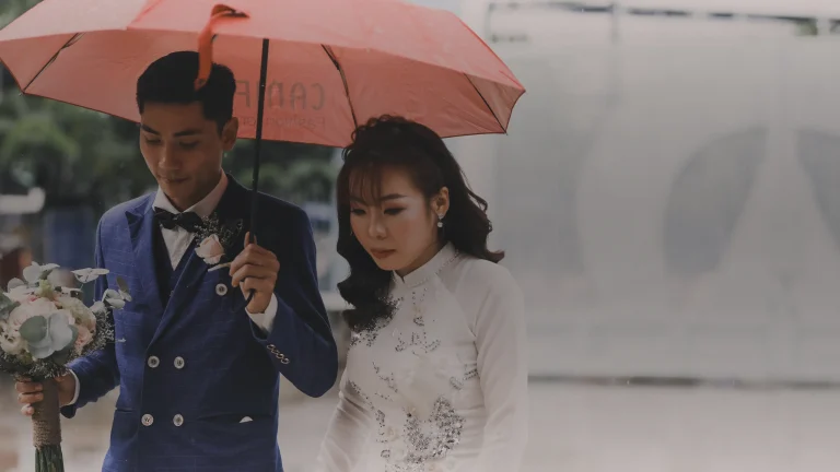Mariage pluvieux, mariage heureux : origine et plan B pluie